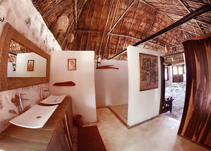 Hotel Diamante K - Inside National Park