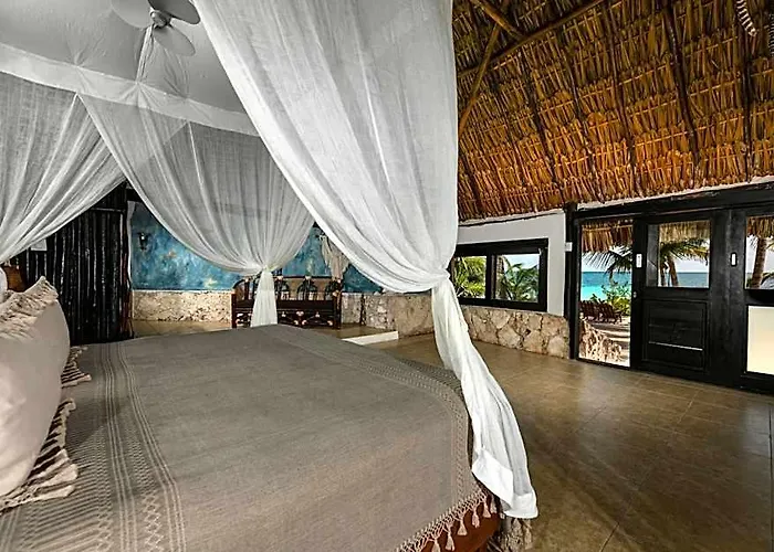 Diamante K - Inside National Park Hotel